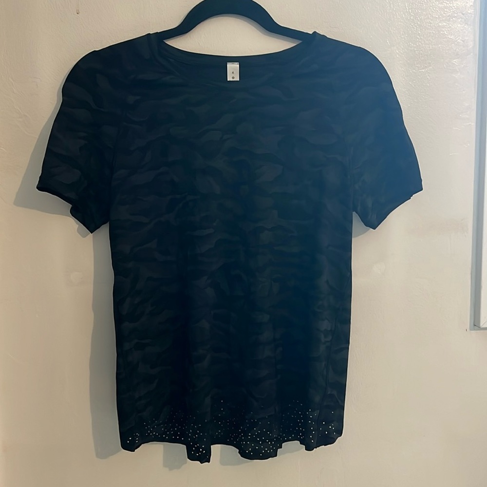 Lululemon Camo Tee.